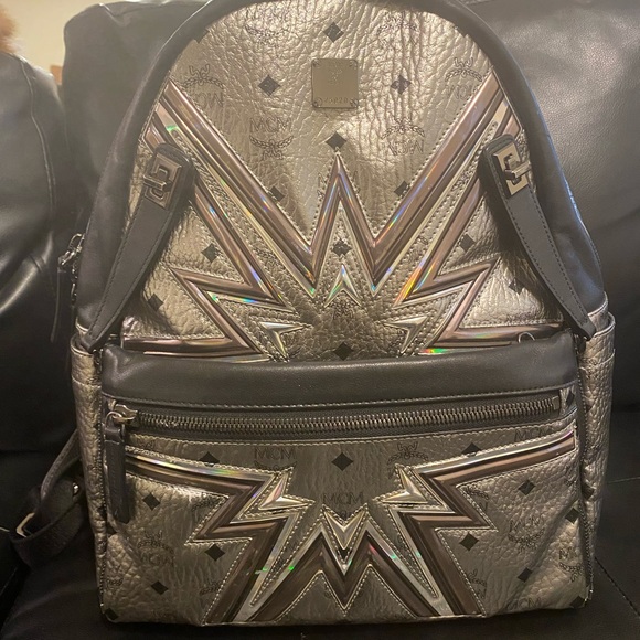 MCM Stark Dual Cyber Flash LG Backpack Holo Silver main image 5